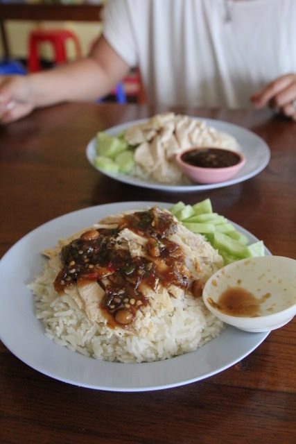 Chicken on rice, Pai