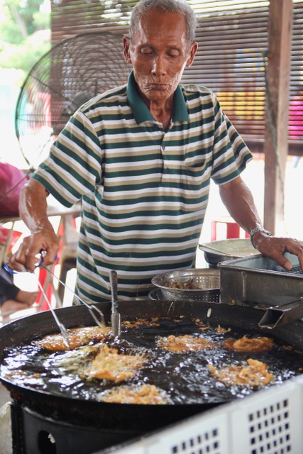 What to do in Penang: Join Food Tour Malaysia on a Penang food tour 