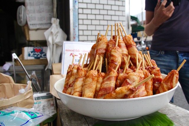 What to eat at Tsukiji Fish Market: seafood paste snacks